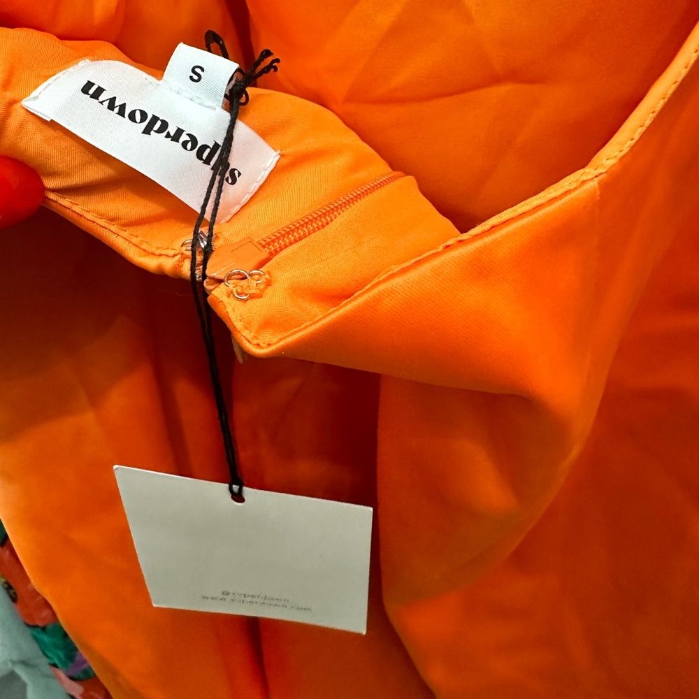 Superdown Mini Dress in orange - New but has a snag - Picture 4 of 7